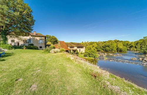 Saint-Priest-sous-Aixe House | Couleurs du Daumail