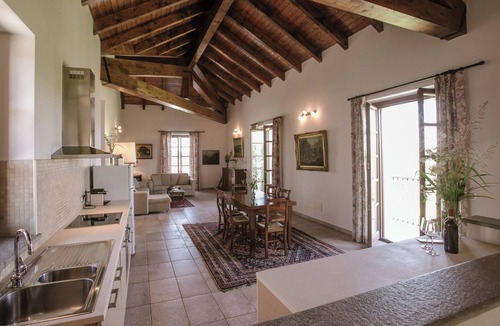 Isola d'Asti Condo | Country apartment Moretti Winery