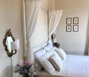 Empoli Bed & Breakfast | Country B&B Corniola