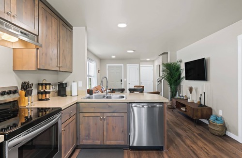Heppner House | Country Charm with a modern touch, 3 bd/2 bath
