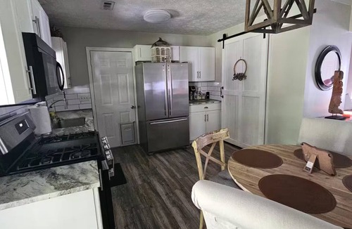 Sharpsburg Cottage | Country Cottage in Sharpsburg