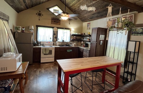 Robert Cottage | Country Cottage @ Tiny Acre Wood