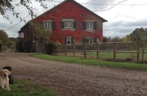 Le Bouchaud Cottage | Country cottage with air conditioning and garden in Auvergne