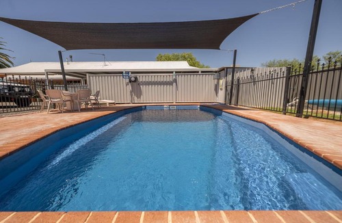 Cowra Hotel | Country Gardens Motor Inn