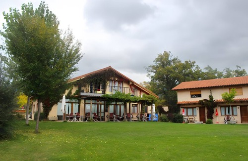 Valdeavellano de Tera House | Country House 'Villabamba 4' with Mountain View, Shared Terrace and Wi-Fi