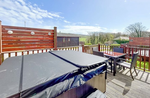 Tintagel House | Country Holiday Home Four Spa
