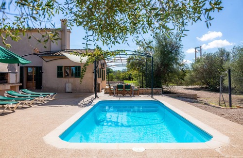 Algaida Villa | Country Home Sa Torreta with Pool, Terrace, Wi-Fi & Air Conditioning