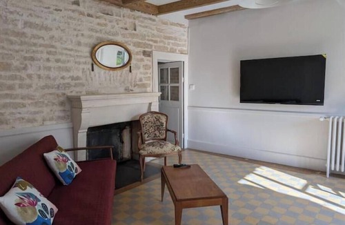 Dancevoir House | Country house, 2 living rooms, 3 bathrooms, 15 people, large meeting areas