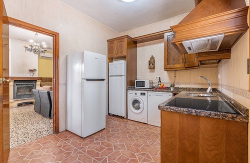 Orgiva House | Country House 'Ana - Cortijo Puerta' with Private Pool, Wi-Fi and Air Conditioning