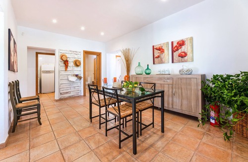 Binissalem Villa | Country House 'Can Putxeta' with Mountain Views, Private Pool and Wi-Fi