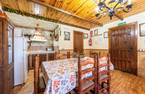 Abrucena House | Country House 'Casa Rural La Jirola -La Vivienda 1' with Mountain View, Wi-Fi and Air Conditioning