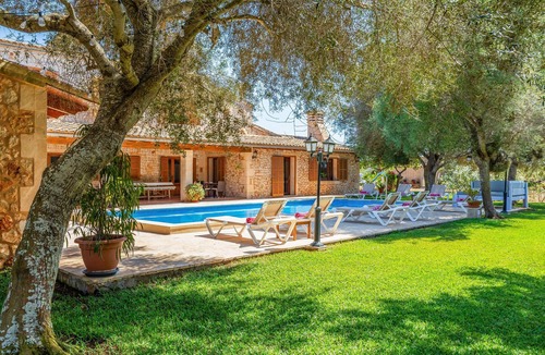 Portopetro Villa | Country House 'Churi' with Private Pool, Wi-Fi and Air Conditioning