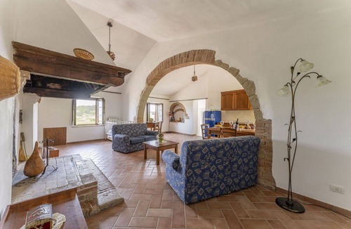 Radicondoli House | Country House/Farm House in Radicondoli with 2 bedrooms sleeps 4