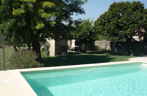 Sablet House | Country house
