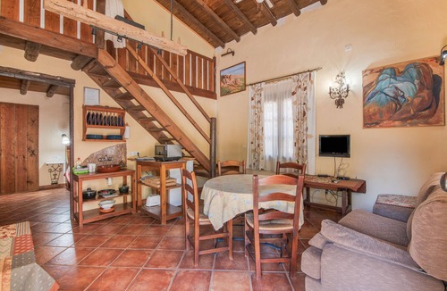 Calabazares House | Country House 'Jara' with Mountain View, Shared Pool and Shared Garden