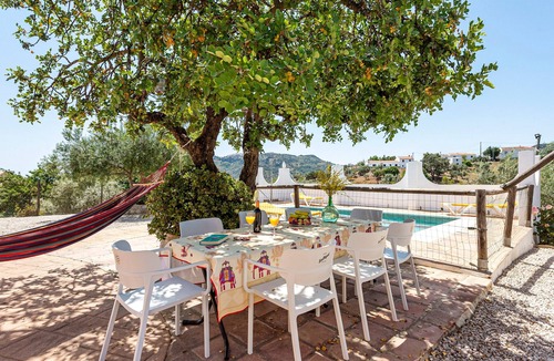 Comares House | Country House 'La Casita Del Garrobo' with Mountain View, Wi-Fi and Air Conditioning