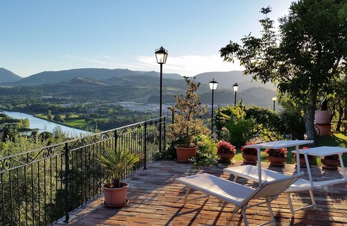 Tolentino House | Country house with swimming pool for your holiday relaxation