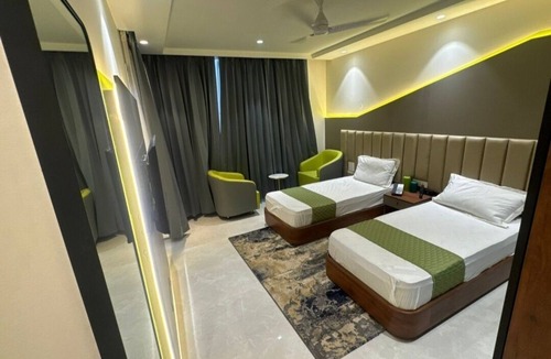 Sector 51 Hotel | Country Inn Gurugram