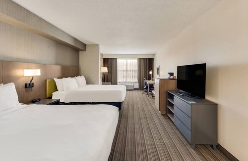 Findlay Hotel | Country Inn & Suites by Radisson, Findlay, OH