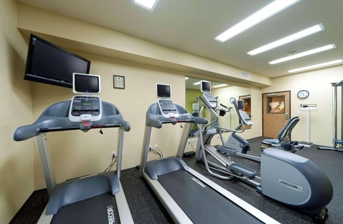 Portland Hotel | Country Inn & Suites by Radisson, Portland International Airport, OR