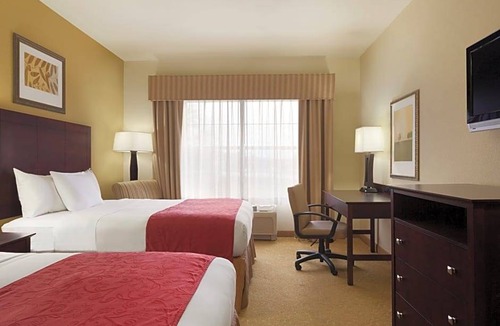 Port Wentworth Hotel | Country Inn & Suites by Radisson, Savannah I-95 North, GA
