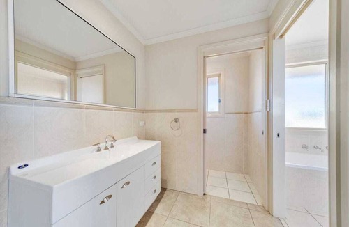 Springrange House | Country Paradise Estate Only 10 km From Canberra Border and 30 Mins to CBD