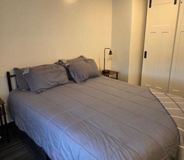 Green River Apartment | Country Railroad