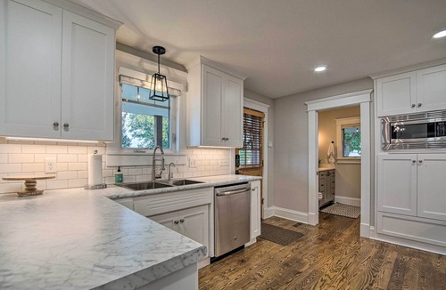 Pauline Cottage | Countryside Cottage w/Large Yard Near Topeka