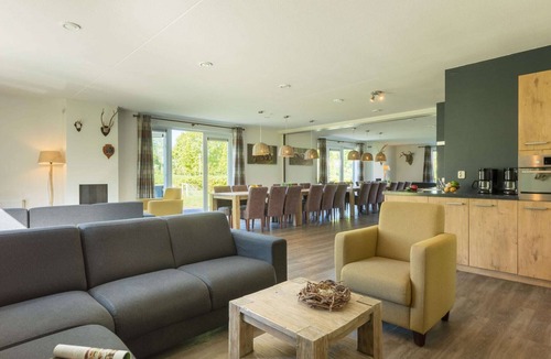 Paasloo House | Countryside Group Getaway