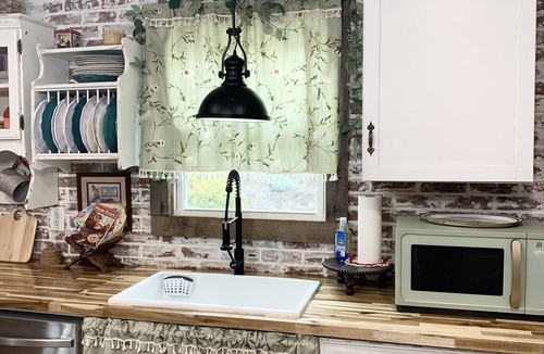Pickens House | Countryside Haven