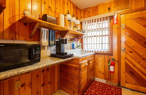 Three Rivers Cabin | Couples romantic cabin