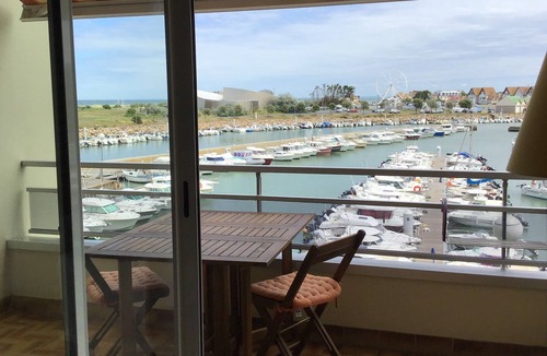 Courseulles-sur-Mer Apartment | COURSEULLES SEA VIEW