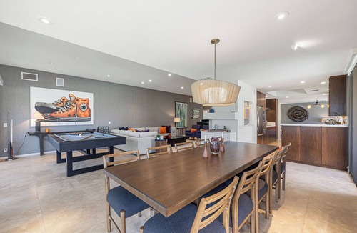Magnesia Falls Cove House | Courtside Escape Country Club Living