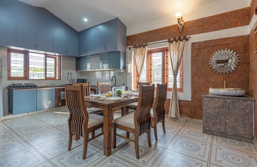 Doddaballapur Villa | Courtyard Banyan Rustic 2 BHK villa