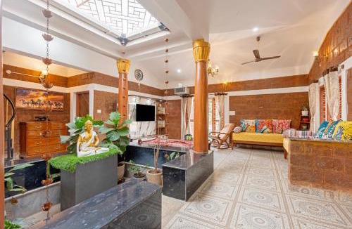 Doddaballapur Villa | Courtyard Banyan Rustic 2 BHK villa with pool banyan gazebo and open courtyard living