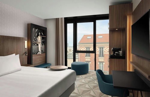 Issy-les-Moulineaux Hotel | Courtyard by Marriott Paris Porte de Versailles