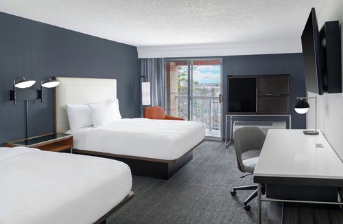 Middleburg Heights Hotel | Courtyard by Marriott Cleveland Airport South