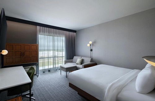 Dripping Springs Hotel | Courtyard by Marriott Austin Dripping Springs