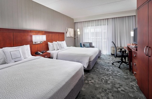 Linthicum Heights Hotel | Courtyard by Marriott Baltimore BWI Airport