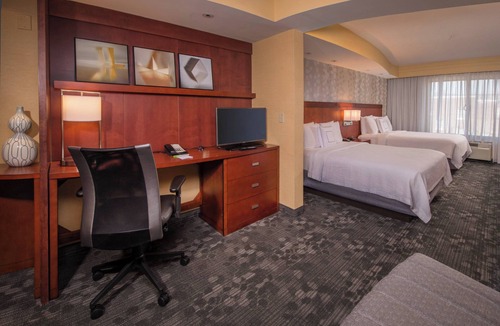 Old Town Fredericksburg Hotel | Courtyard by Marriott Fredericksburg Historic District