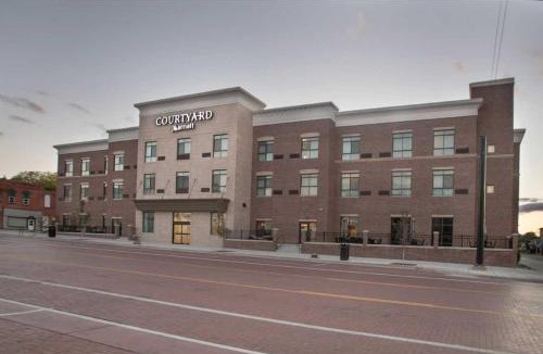 Albion Hotel | Courtyard by Marriott Albion
