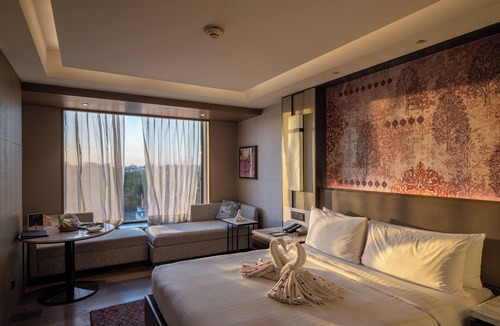 Amritsar Hotel | Courtyard by Marriott Amritsar