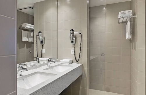 Pratteln Hotel | Courtyard by Marriott Basel