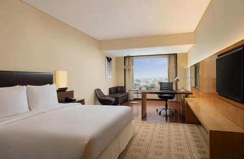 Bilaspur Hotel | Courtyard by Marriott Bilaspur