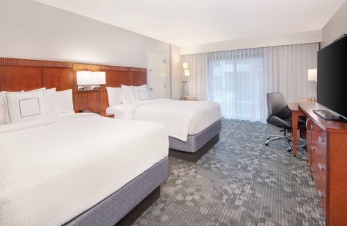 Homewood Hotel | Courtyard by Marriott Birmingham Homewood