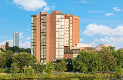 Cambridgeport Hotel | Courtyard by Marriott Boston Cambridge
