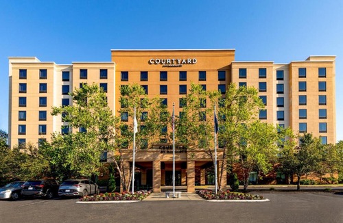 Billerica Hotel | Courtyard by Marriott Boston Billerica Bedford