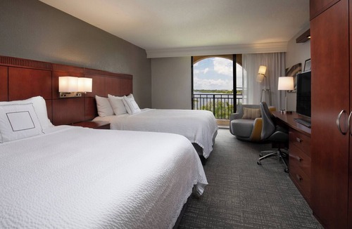Bradenton Hotel | Courtyard by Marriott Bradenton Sarasota Riverfront