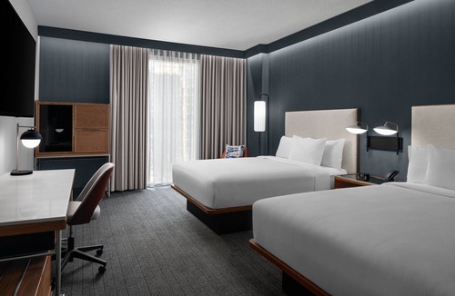 Downtown Calgary Hotel | Courtyard By Marriott Calgary Downtown