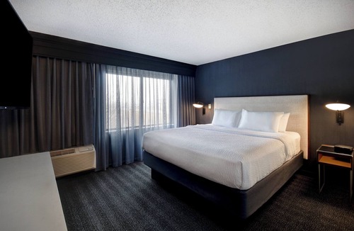 Mount Saint Joseph Hotel | Courtyard by Marriott Cincinnati Airport